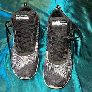 Sketchers High Top Sneakers